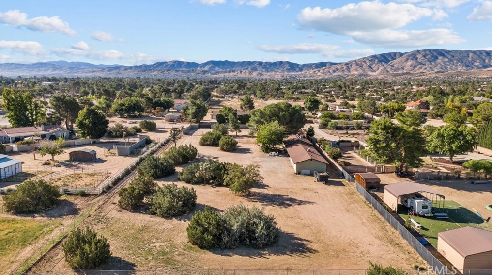 2033 Avenue, Palmdale, CA 93551-2336