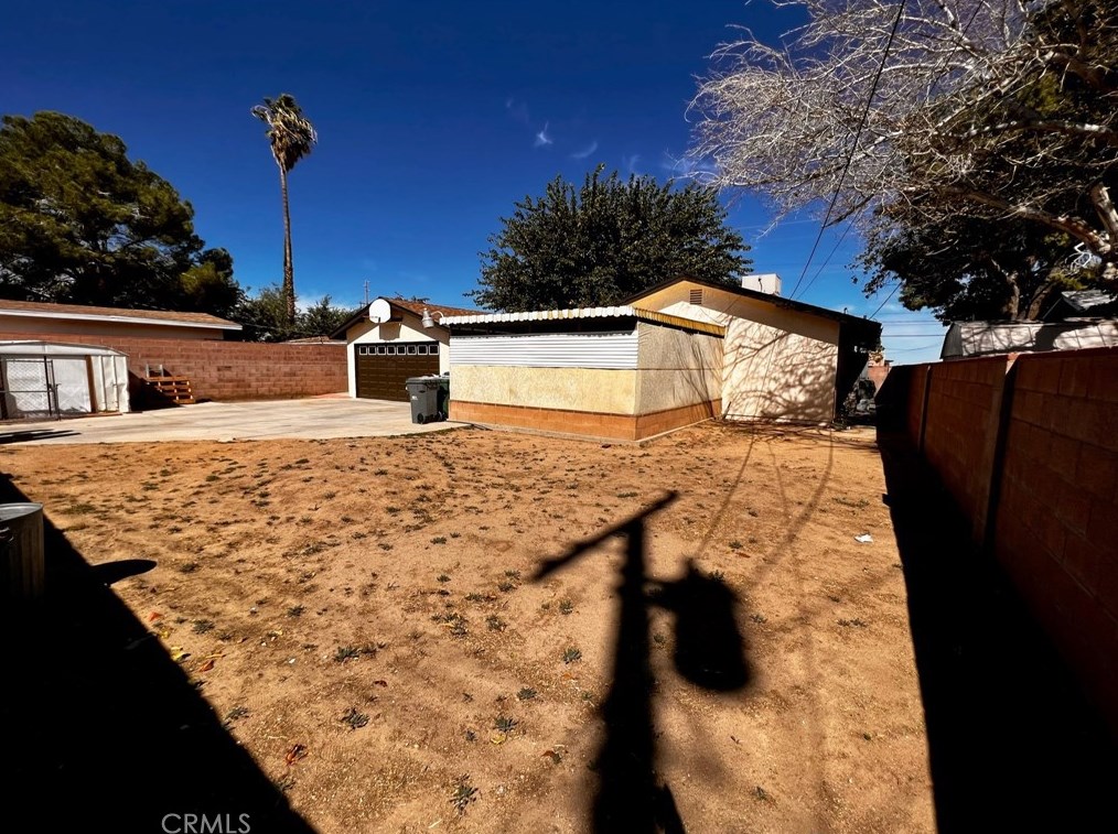 2148 Avenue, Palmdale CA  93551-0023 exterior