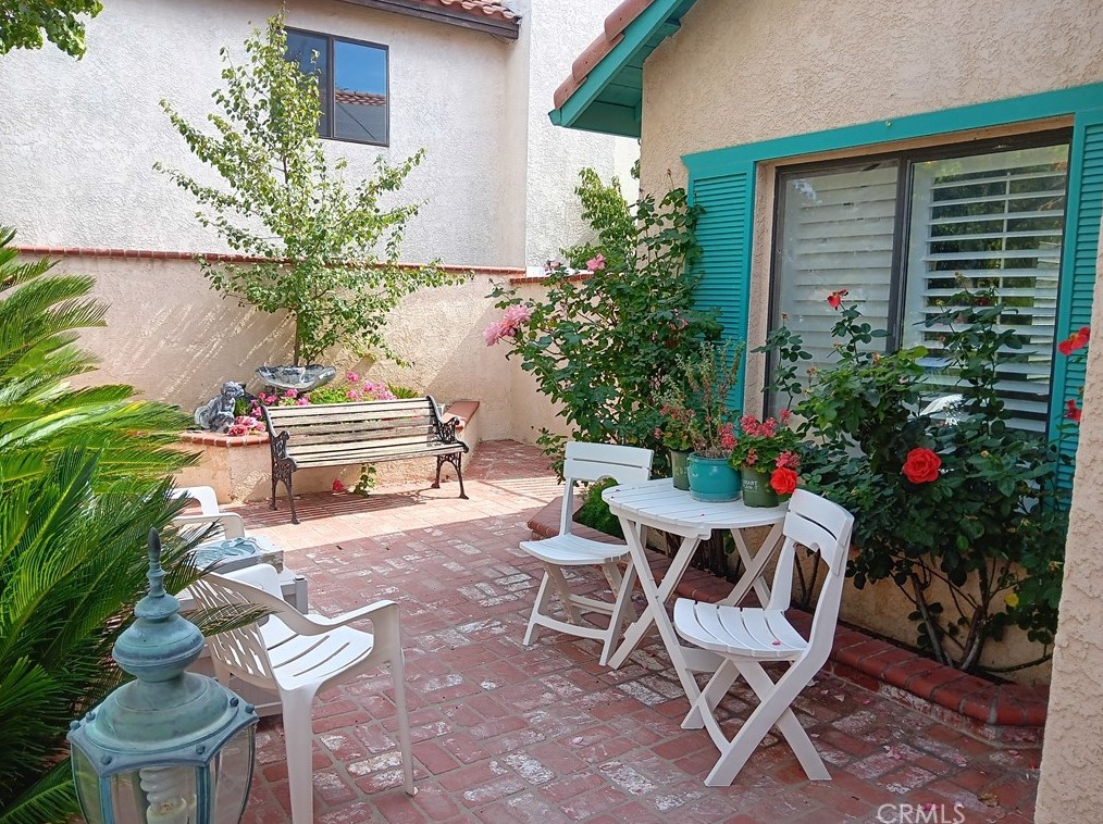 360 Morningside Ter, Palmdale, CA 93551-4445