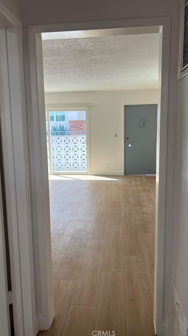 1234 Saltair Ave, Los Angeles CA  90025-1302 exterior
