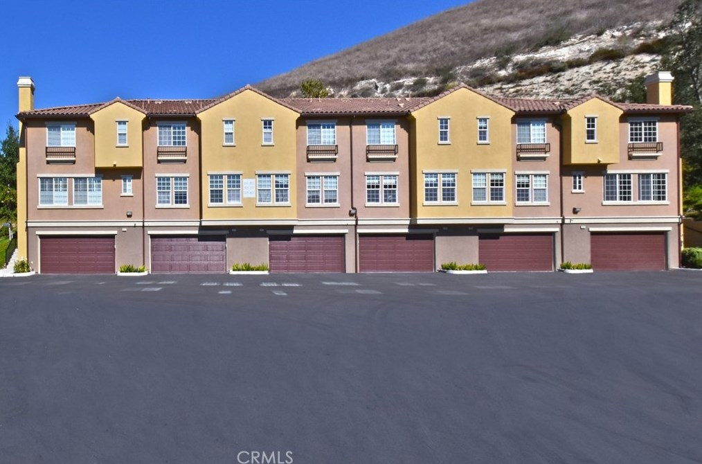 395 East Hilltop Way, Thousand Oaks, CA 91362
