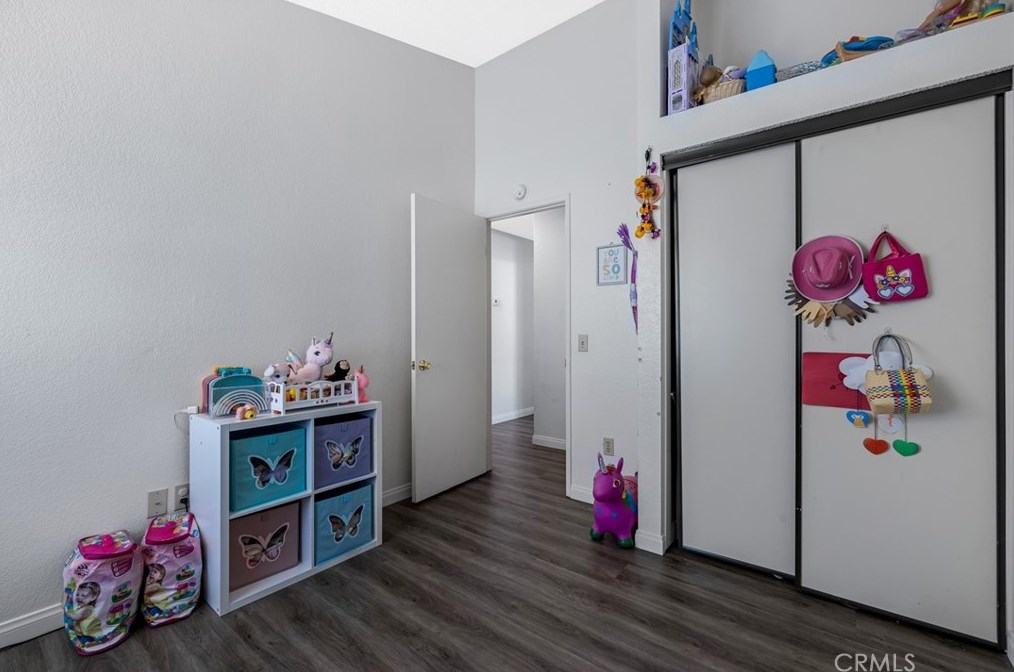 3739 Triton Dr, Palmdale, CA 93550-2536