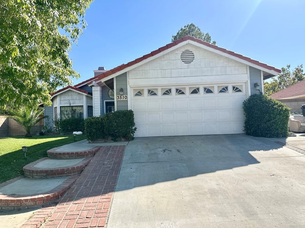 3510 Southview Ct, Palmdale, CA 93550-6606