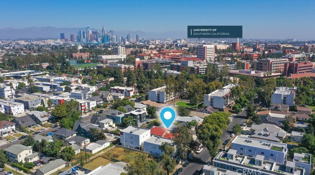 1165 37th Pl, Los Angeles, CA 90007-4218