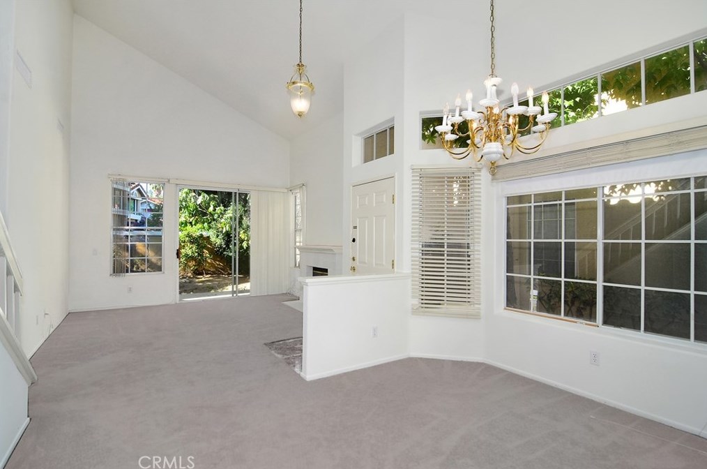 409 Zeno Way, Calabasas, CA 91377