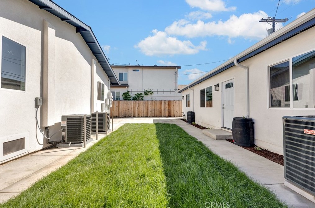 1226 Gage Ave, Los Angeles CA  90023-3321 exterior