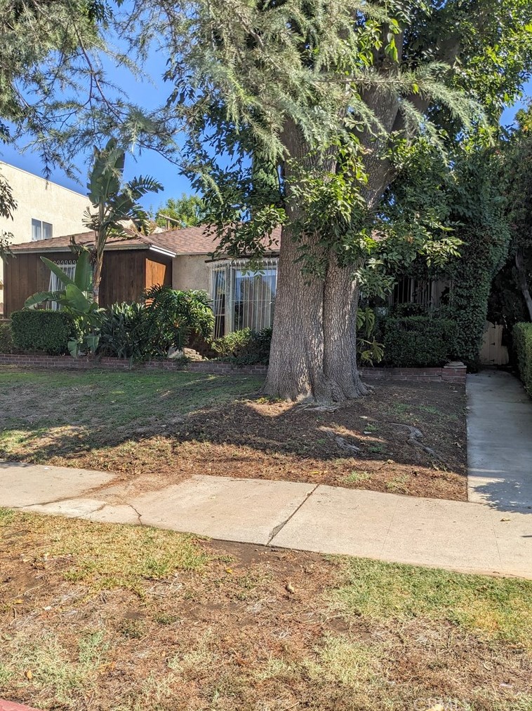 6704 Balboa Ave, Van Nuys, CA 91406