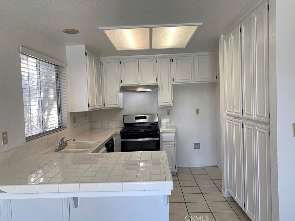 3324 Marlene Ct, Tropico Village, CA 93560-6839