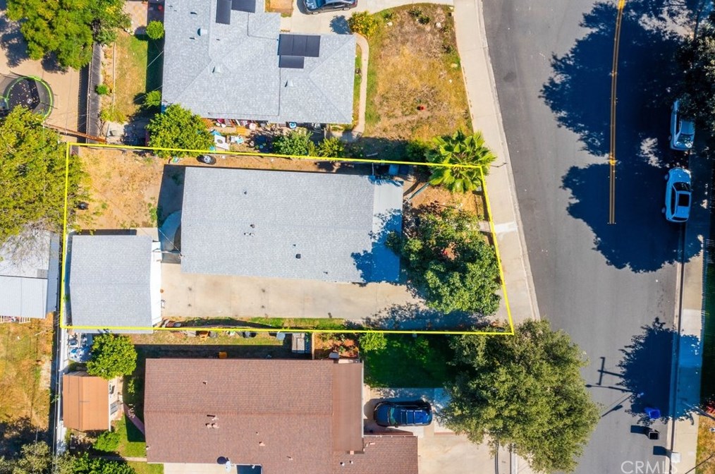 371 Fowler Ave, Pomona CA  91766-5342 exterior