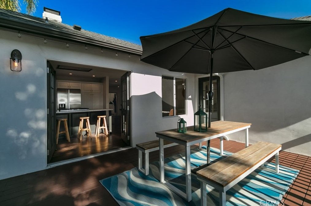 5166 High Crest Ave, Los Angeles CA  90041-1609 exterior
