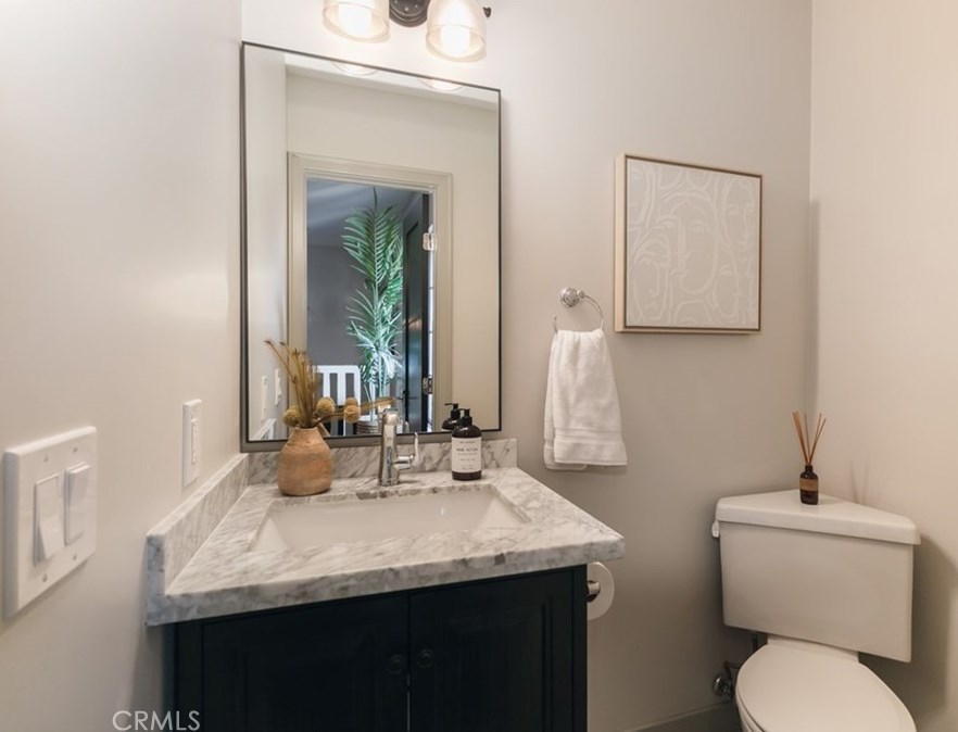 5166 High Crest Ave, Los Angeles CA  90041-1609 exterior