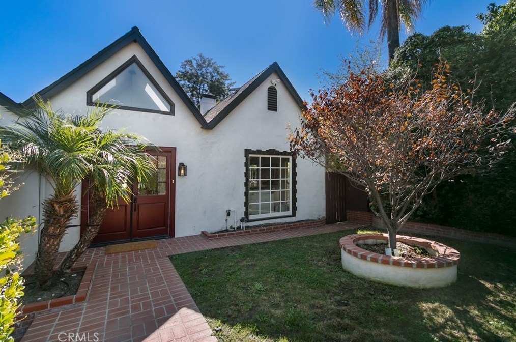 5166 High Crest Ave, Los Angeles, CA 90041-1609