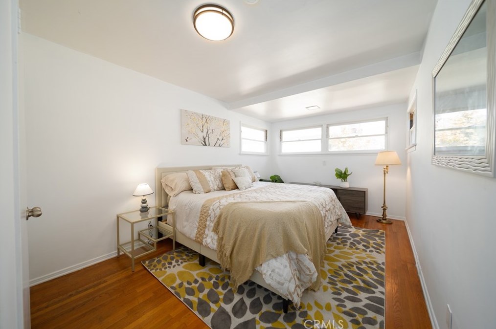 3226 Oakhurst Ave, Los Angeles CA  90034-2826 exterior