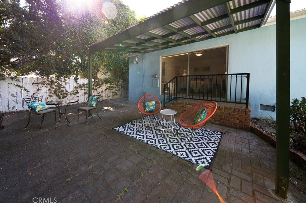 3226 Oakhurst Ave, Los Angeles CA  90034-2826 exterior