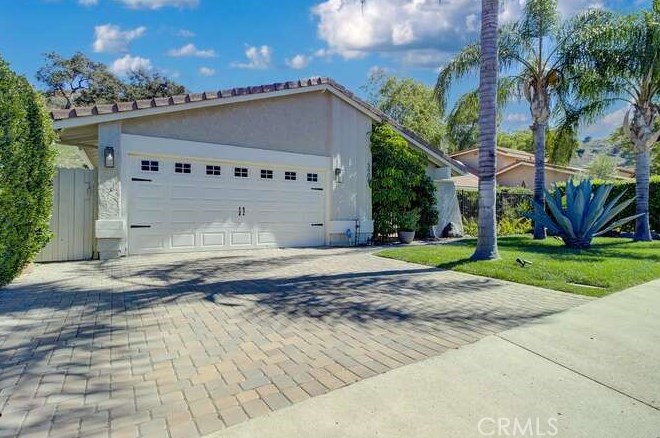 5908 Carell Ave, Calabasas, CA 91301
