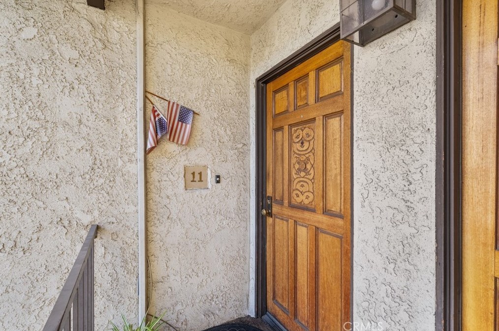 7135 Firmament Ave #11, Van Nuys, CA 91406