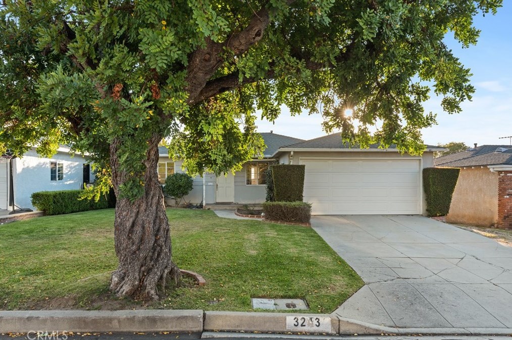 3243 Midvale Ave, Los Angeles, CA 90034-4412