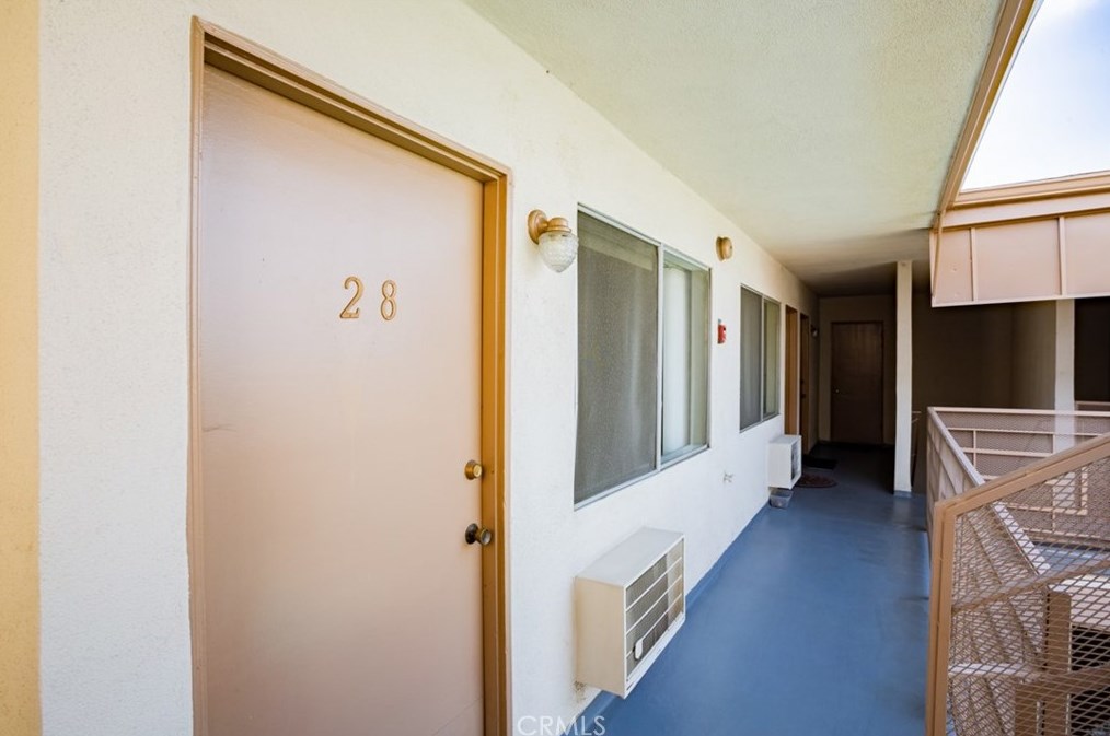 571 Fairview Ave, Los Angeles CA  90033-1647 exterior