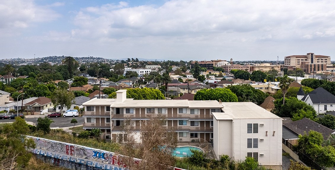 571 Fairview Ave, Los Angeles CA  90033-1647 exterior