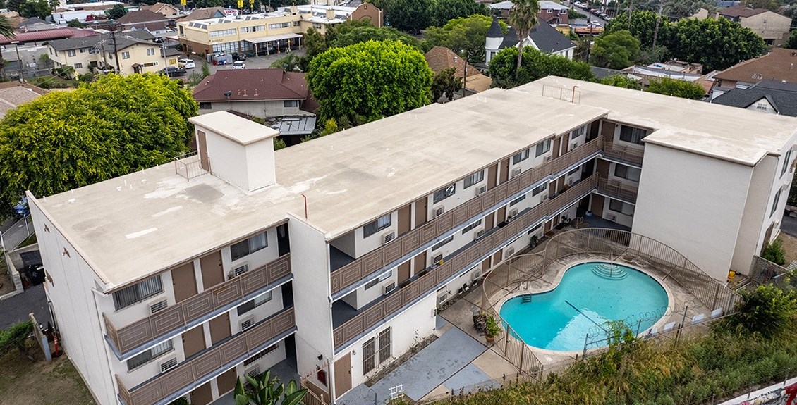 571 Fairview Ave, Los Angeles CA  90033-1647 exterior