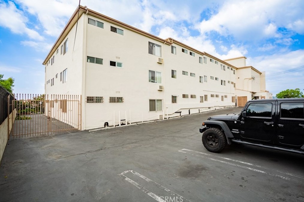 571 Fairview Ave, Los Angeles CA  90033-1647 exterior