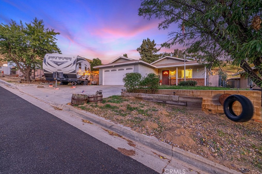 42928 Leadhill Dr, Leona Valley, CA 93532