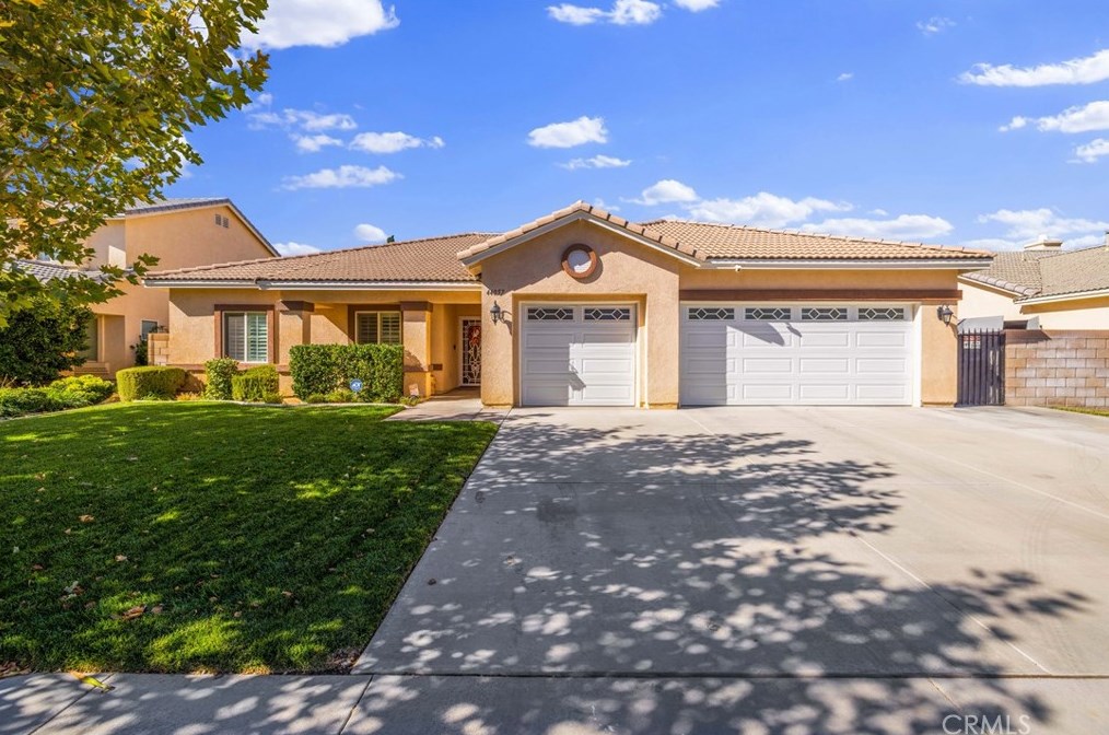 44057 22nd St, Lancaster, CA 93536