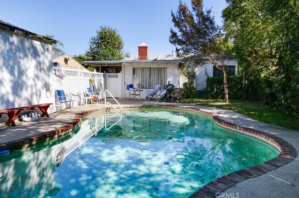 4547 Kraft Ave, North Hollywood, CA 91602