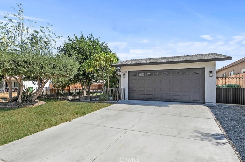 51700 Avenida Vallejo, La Quinta, CA 92253
