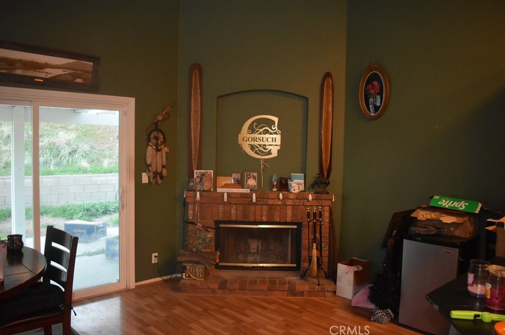 4652 Starstone Ct, Palmdale CA  93551-1827 exterior