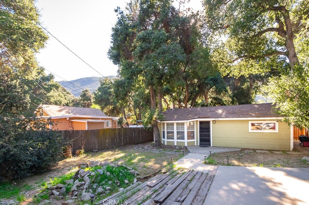 15226 Calle Los Hidalgos, Santa Clarita, CA 91390