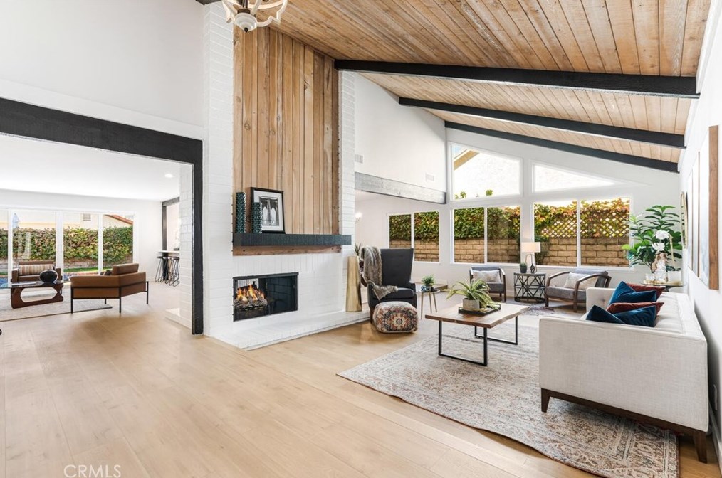 3326 Blue Ridge Ct, Thousand Oaks CA  91362-3521 exterior