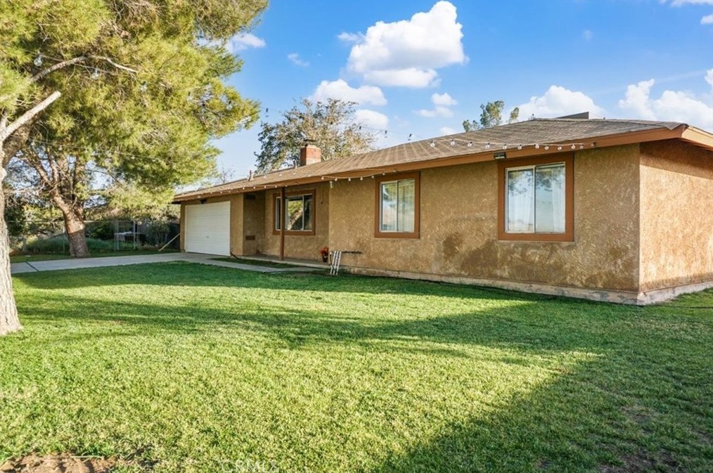15804 Lanfair Ave, Lancaster, CA 93535