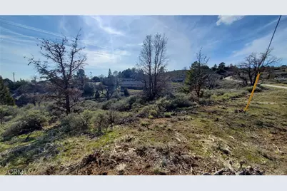 25041 Jacaranda Drive, Tehachapi, CA 93561 - Photo 18