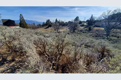 25041 Jacaranda Drive, Tehachapi, CA 93561 - Photo 4