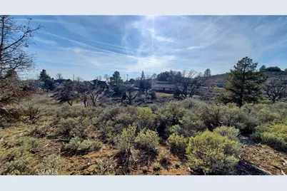 25041 Jacaranda Drive, Tehachapi, CA 93561 - Photo 14