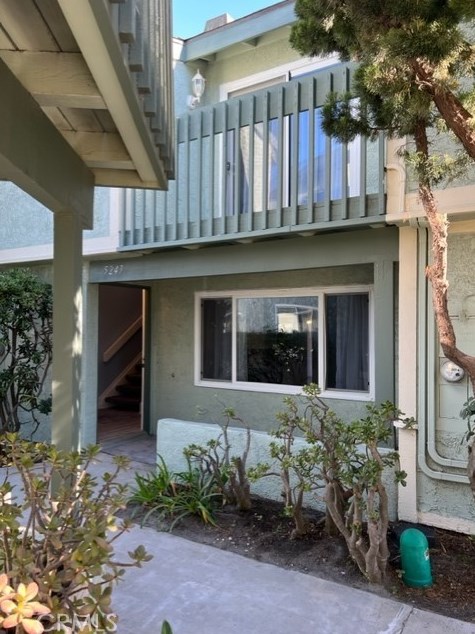 5247 W Wooley Rd, Oxnard, CA 93035