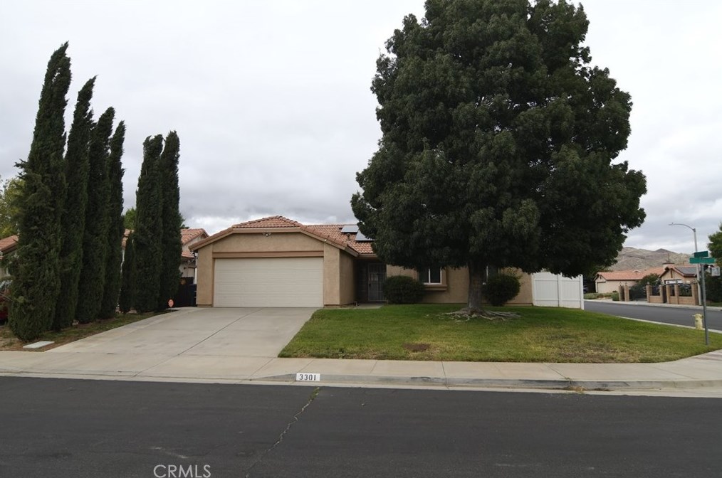 3301 Kellie Ave, Tropico Village, CA 93560