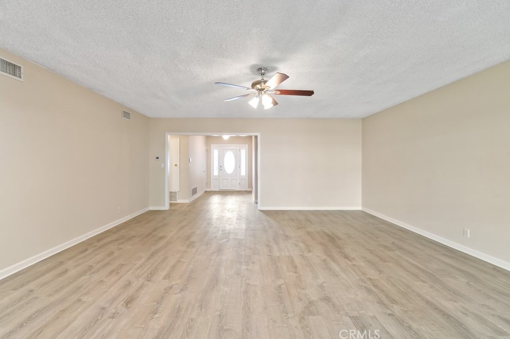 20507 Mayall St, Chatsworth CA  91311-3150 exterior