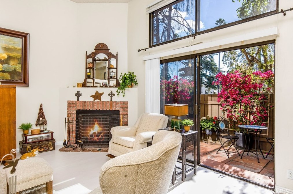 15021 Sherman Way #a, Van Nuys, CA 91405
