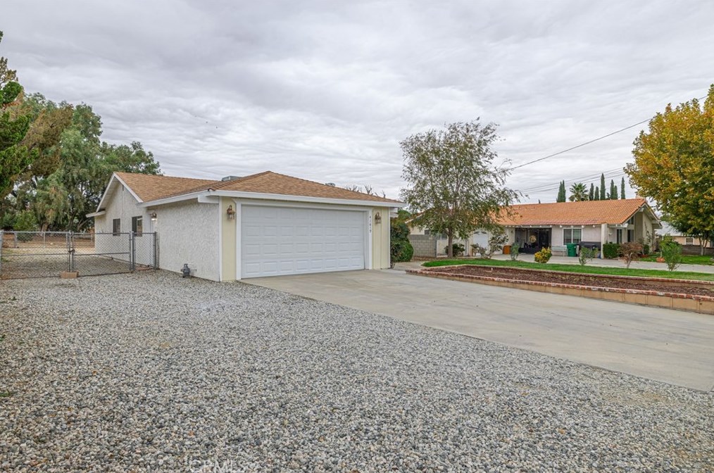 41619 45th St, Lancaster, CA 93536