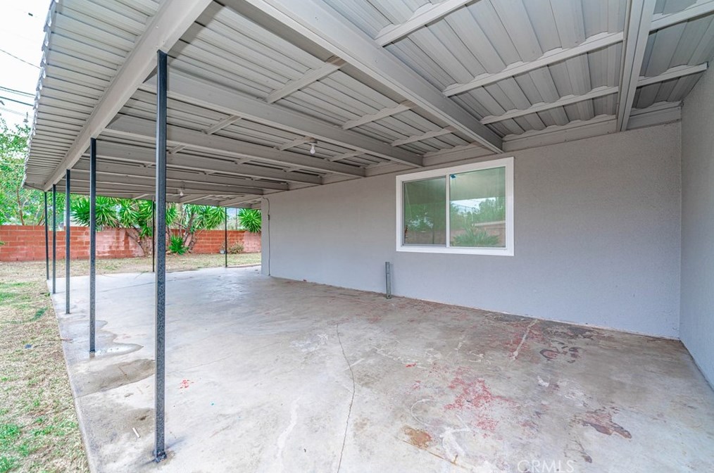 12501 Pinney St, Los Angeles CA  91331-1377 exterior