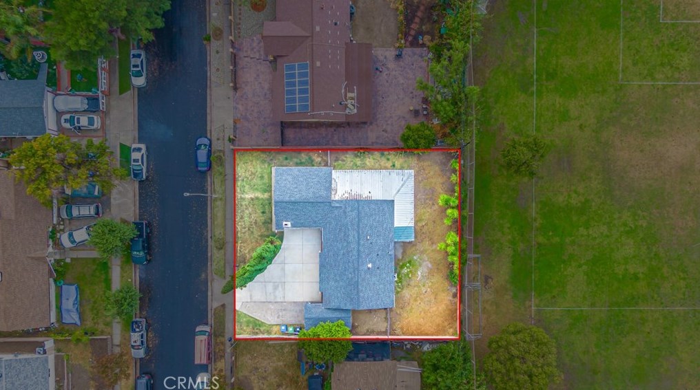 12501 Pinney St, Los Angeles CA  91331-1377 exterior