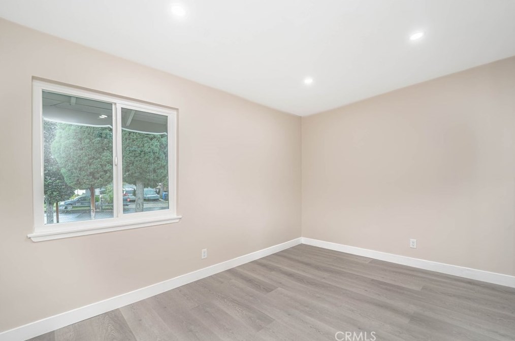 12501 Pinney St, Los Angeles CA  91331-1377 exterior