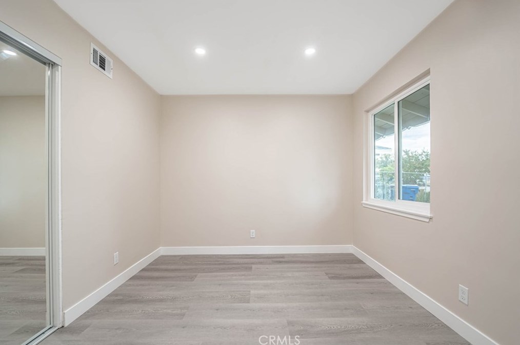 12501 Pinney St, Los Angeles CA  91331-1377 exterior