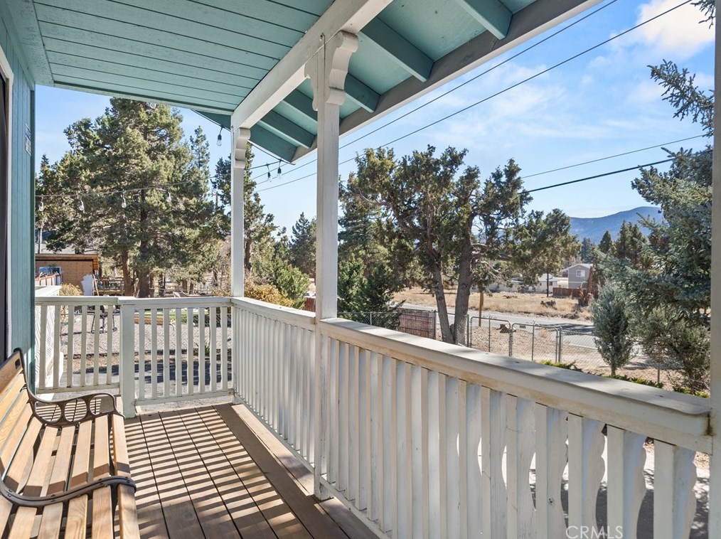 1113 W North Shore Dr, Big Bear City, CA 92314