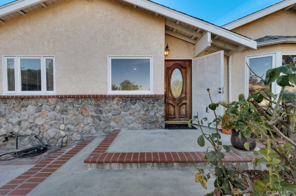 6229 Klump Ave, North Hollywood, CA 91606