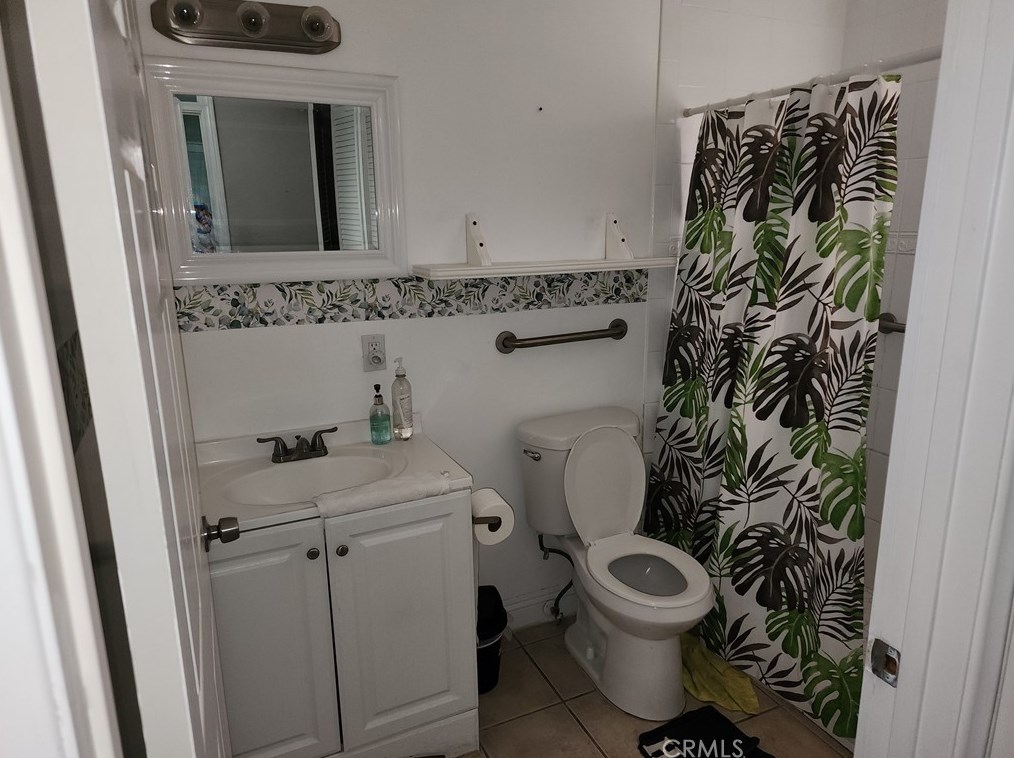 12778 Judd St, Los Angeles CA  91331-1380 exterior