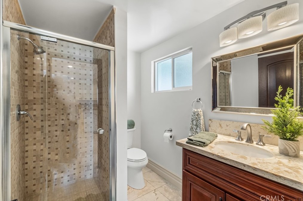 4501 Grimes Pl, Van Nuys CA  91316-4366 exterior