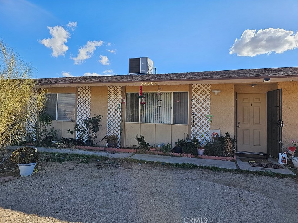 22995 Lucilla Rd, Apple Valley, CA 92308-6609